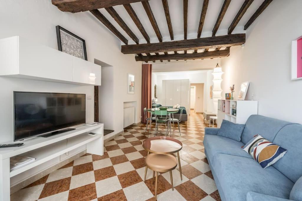 Casa Camilla - Arty Suite Nel Centro Storico Parma Zewnętrze zdjęcie